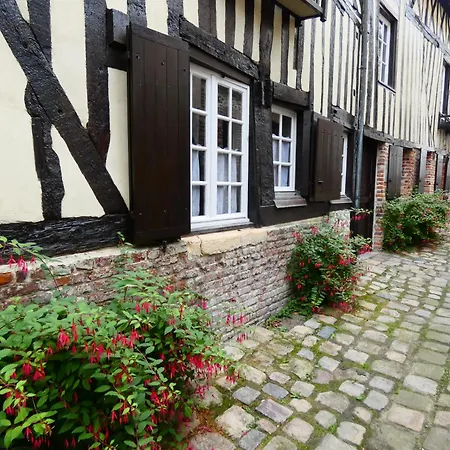 Saint Jean Centre Apartment *